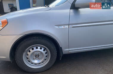 Седан Hyundai Accent 2008 в 