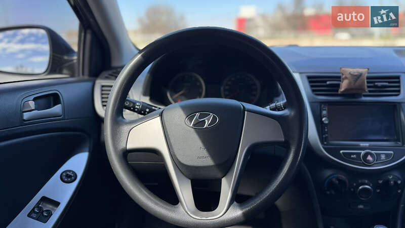 Седан Hyundai Accent 2018 в Киеве