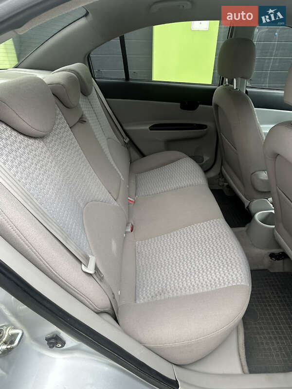 Седан Hyundai Accent 2008 в Каменец-Подольском