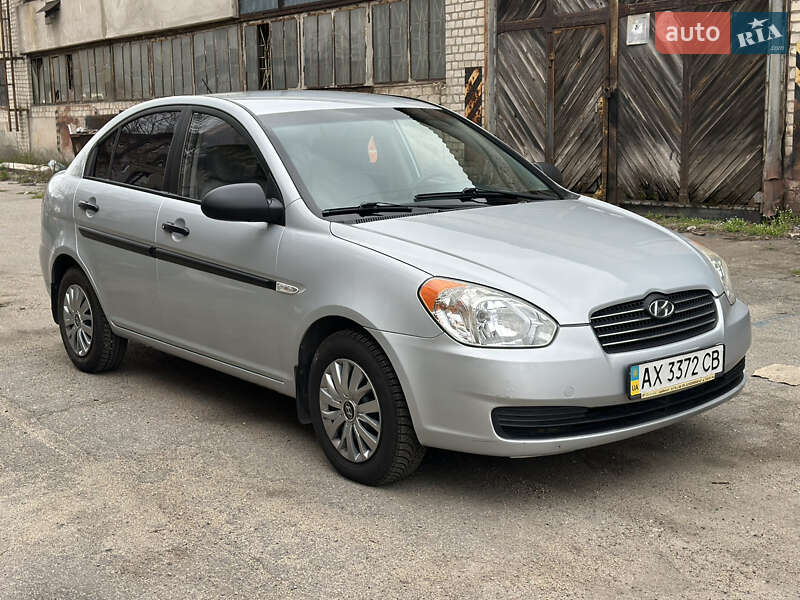 Седан Hyundai Accent 2009 в Запорожье
