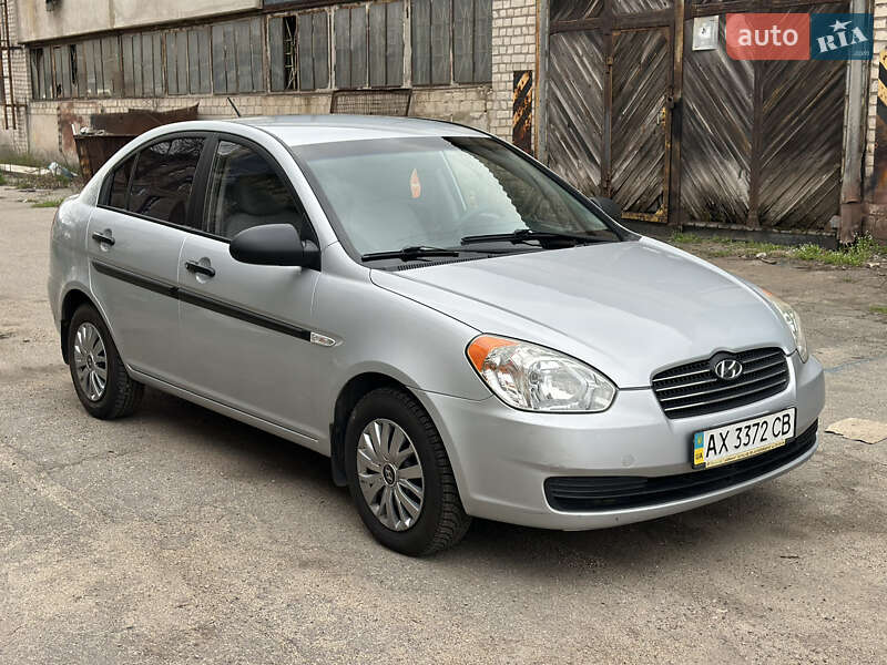 Седан Hyundai Accent 2009 в Запорожье