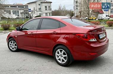Седан Hyundai Accent 2014 в 
