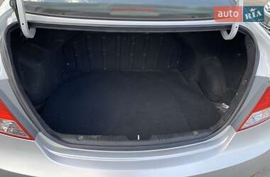 Седан Hyundai Accent 2011 в 