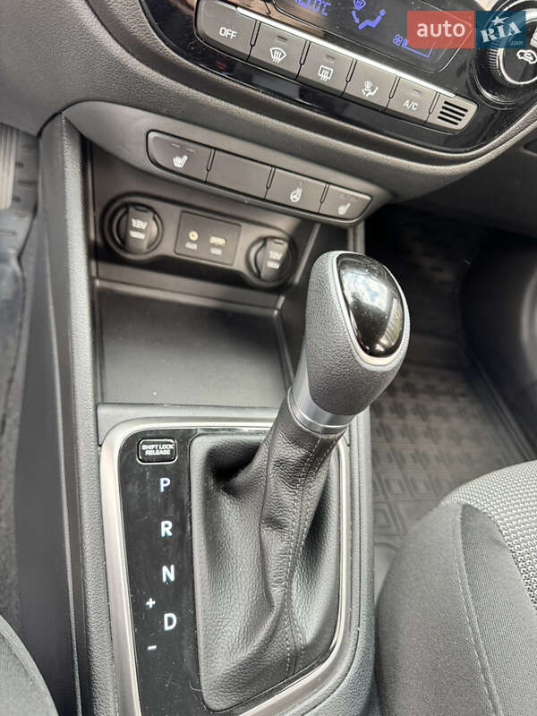 Седан Hyundai Accent 2017 в Києві фото 20 Седан Hyundai Accent 2017 в Києві