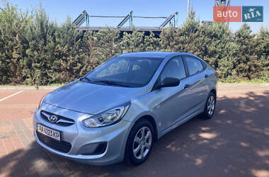 Седан Hyundai Accent 2011 в 