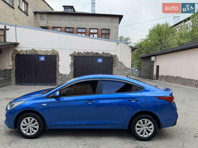 Седан Hyundai Accent 2017 в Харькове
