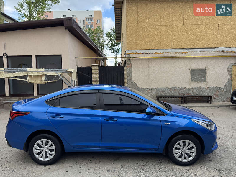 Седан Hyundai Accent 2017 в Харькове