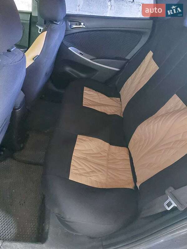Седан Hyundai Accent 2012 в Львове