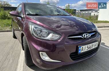 Седан Hyundai Accent 2012 в 