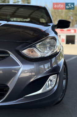 Седан Hyundai Accent 2013 в 