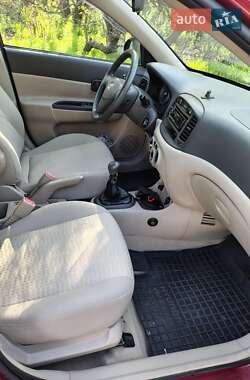 Седан Hyundai Accent 2008 в 