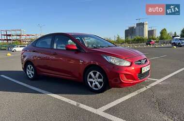Седан Hyundai Accent 2012 в Києві