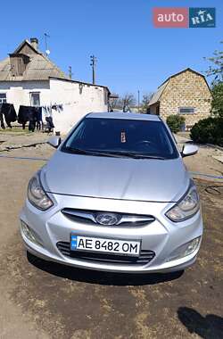 Седан Hyundai Accent 2011 в 