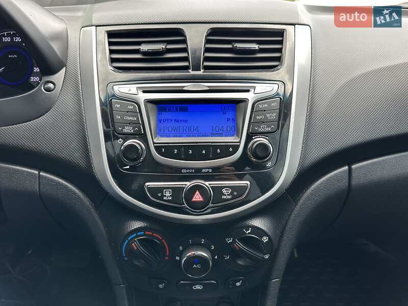Седан Hyundai Accent 2013 в Киеве