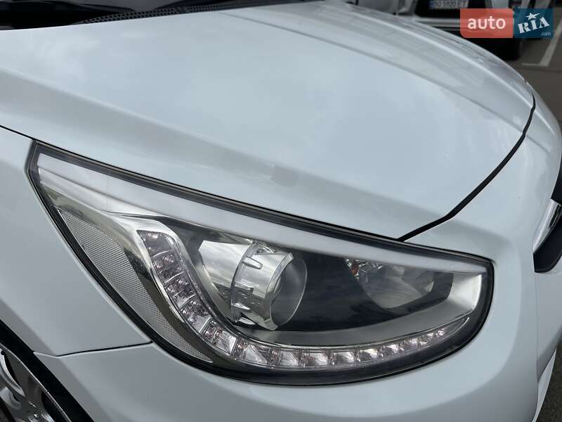 Седан Hyundai Accent 2013 в Киеве