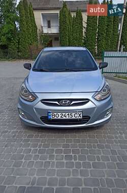 Седан Hyundai Accent 2011 в Гусятині