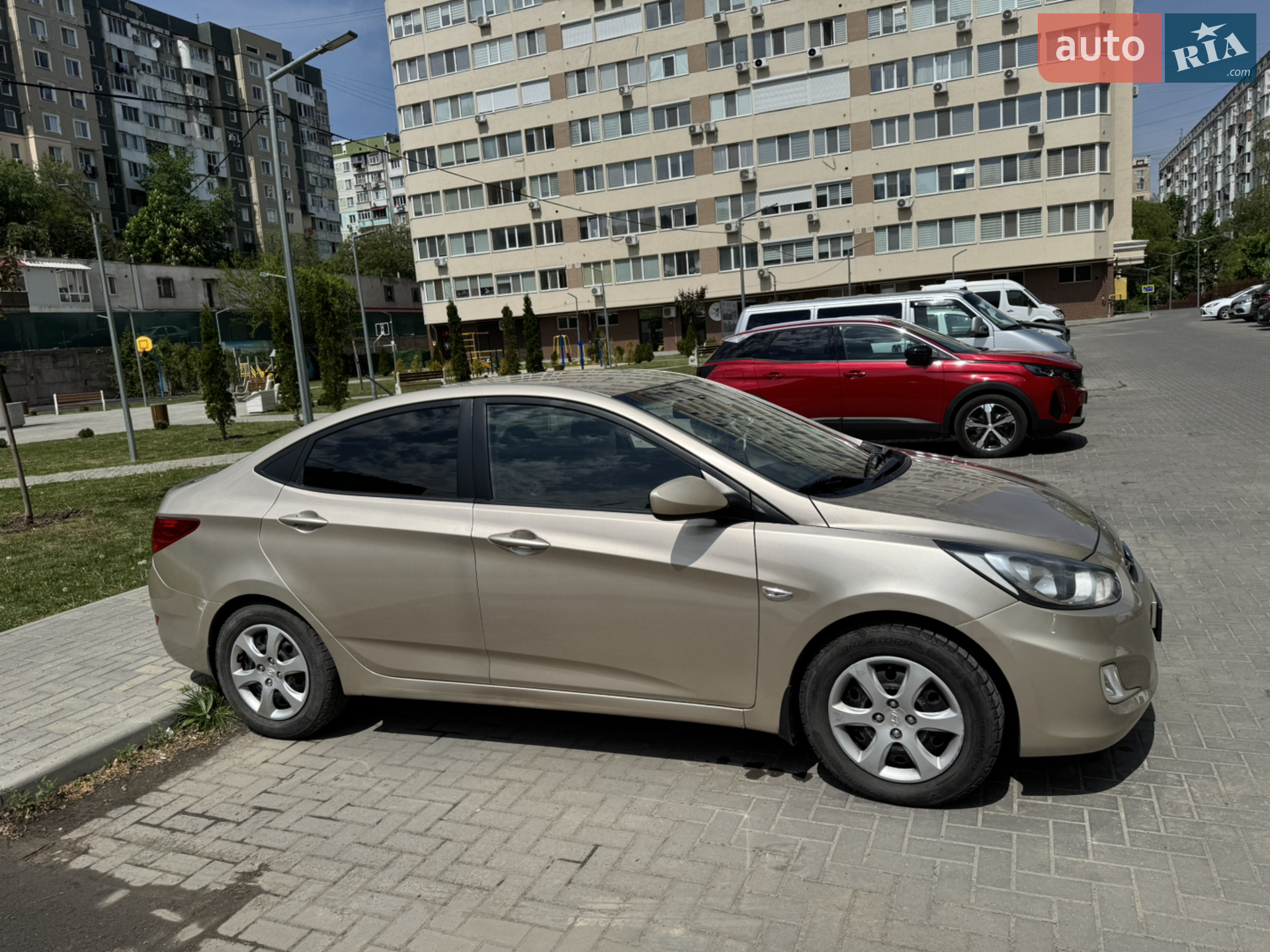 2011 Hyundai Accent - мініатюра 2