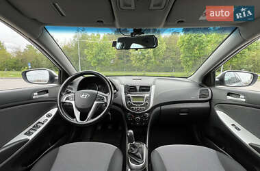 Седан Hyundai Accent 2013 в 