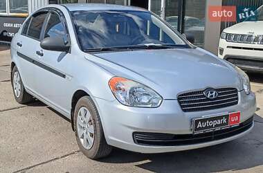 Седан Hyundai Accent 2010 в 