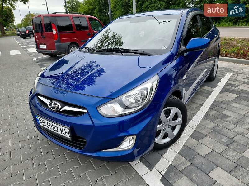 Седан Hyundai Accent 2011 в 