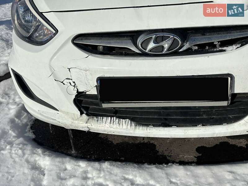 Седан Hyundai Accent 2015 в Киеве