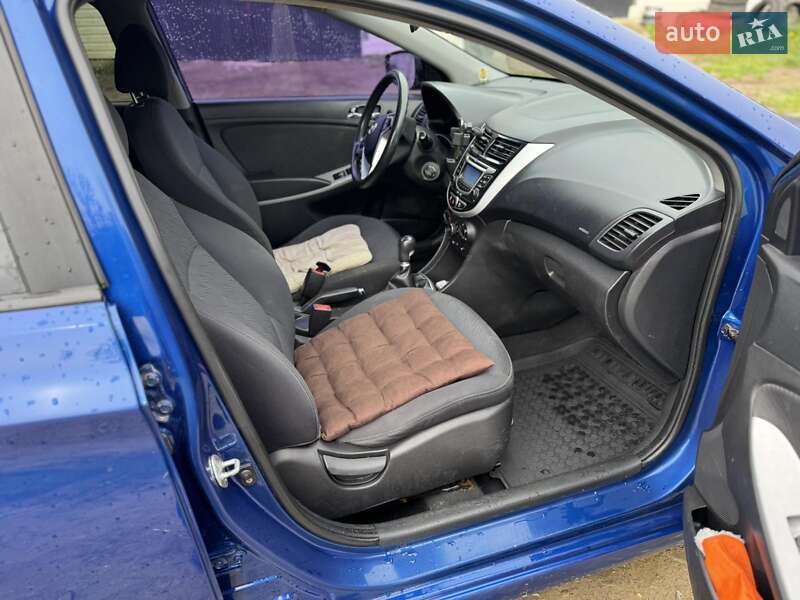 Седан Hyundai Accent 2011 в Косове фото 7 Седан Hyundai Accent 2011 в Косове