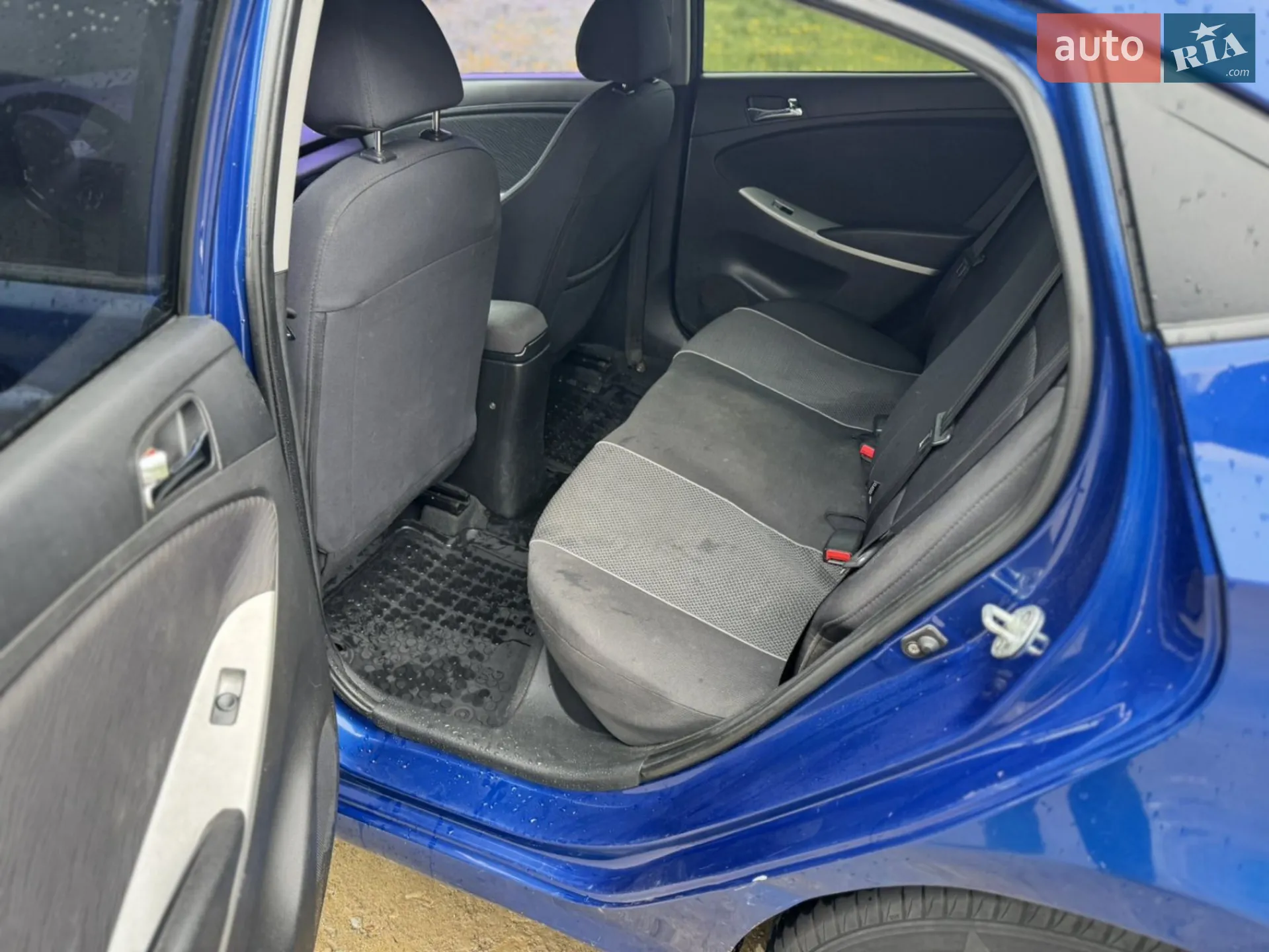 2011 Hyundai Accent - мініатюра 16