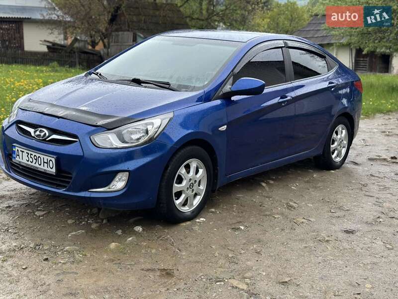Седан Hyundai Accent 2011 в Косове фото 25 Седан Hyundai Accent 2011 в Косове