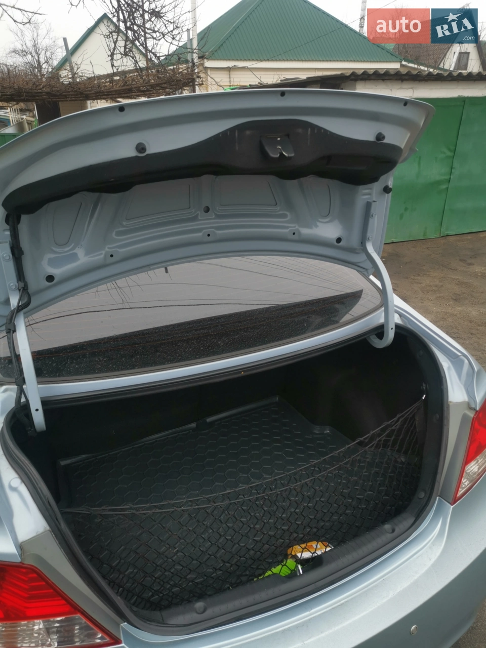 2011 Hyundai Accent - мініатюра 12