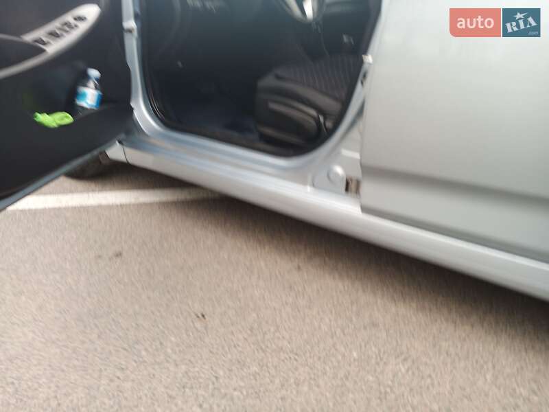 Седан Hyundai Accent 2012 в Киеве фото 5 Седан Hyundai Accent 2012 в Киеве