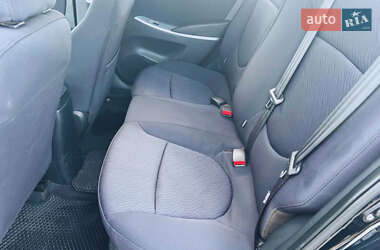 Седан Hyundai Accent 2011 в 