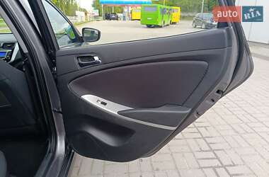 Седан Hyundai Accent 2011 в 