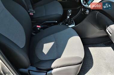 Седан Hyundai Accent 2011 в 