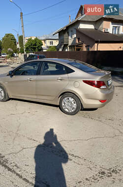 Седан Hyundai Accent 2011 в 