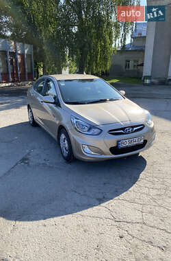 Седан Hyundai Accent 2011 в 