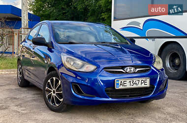 Седан Hyundai Accent 2011 в Кам'янському