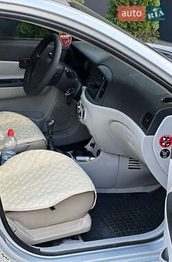 Седан Hyundai Accent 2008 в 