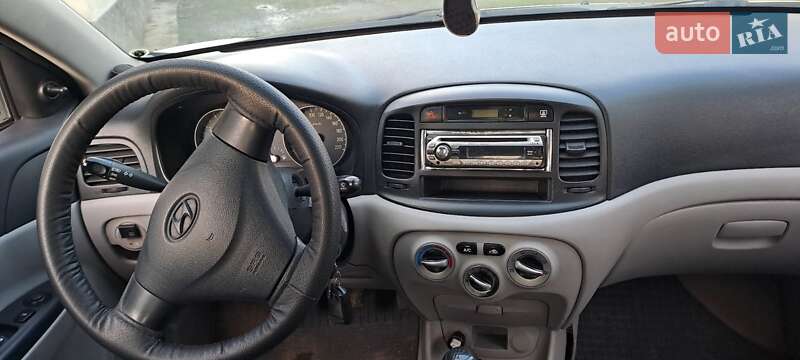 Хэтчбек Hyundai Accent 2008 в Ужгороде фото 12 Хэтчбек Hyundai Accent 2008 в Ужгороде