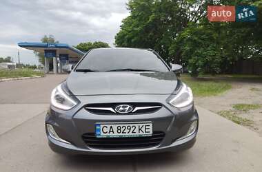 Седан Hyundai Accent 2013 в 