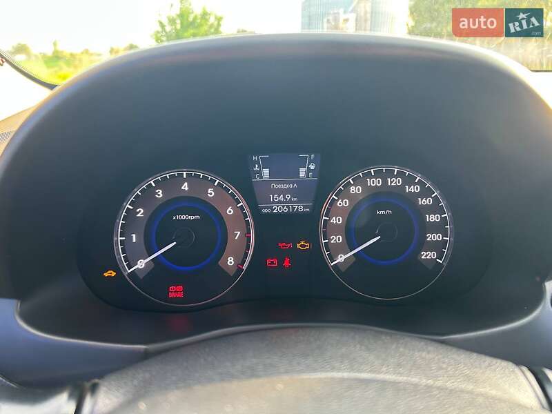 Седан Hyundai Accent 2011 в Києві