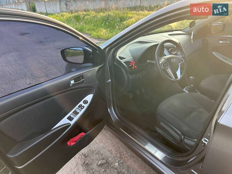 Седан Hyundai Accent 2011 в Києві