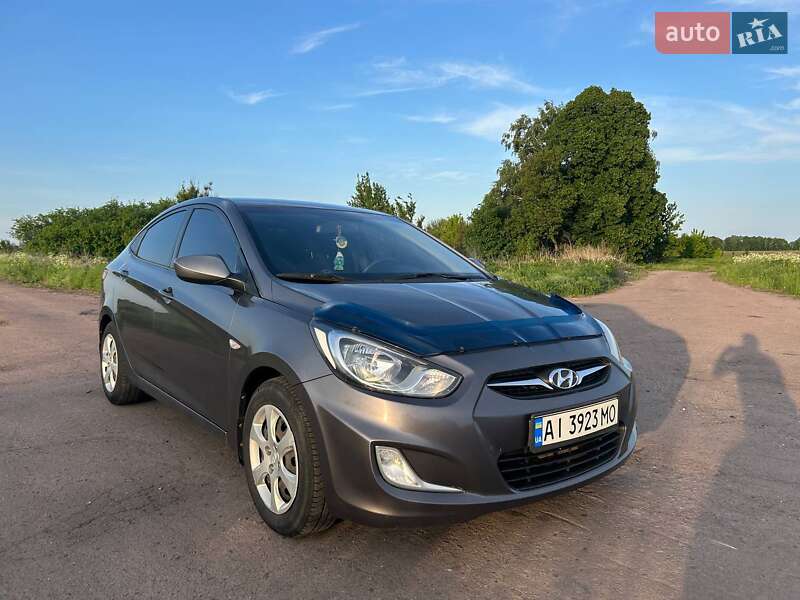 Седан Hyundai Accent 2011 в Києві