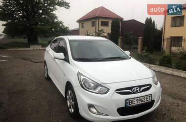 Седан Hyundai Accent 2013 в 