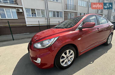 Седан Hyundai Accent 2012 в 