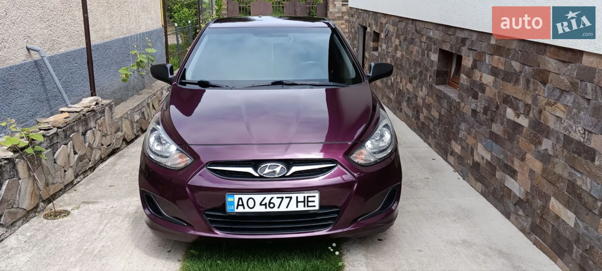 2011 Hyundai Accent - мініатюра 8