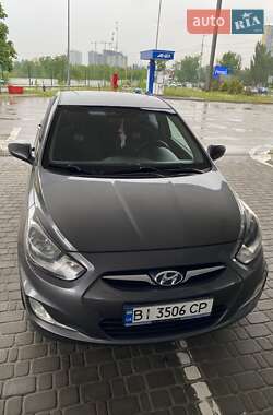 Седан Hyundai Accent 2011 в 