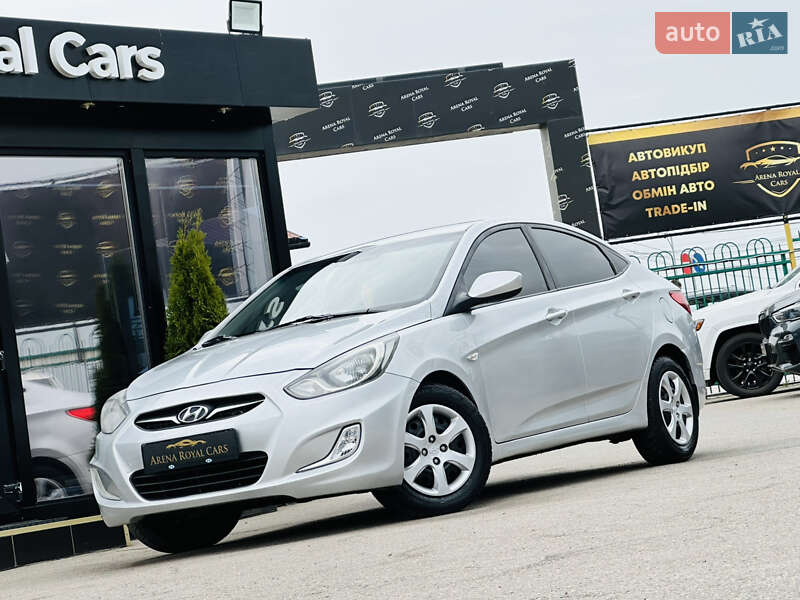 Hyundai Accent 2012