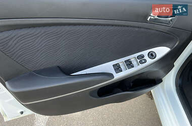 Седан Hyundai Accent 2011 в 