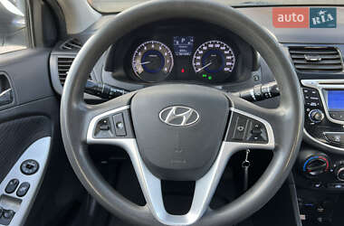 Седан Hyundai Accent 2011 в 
