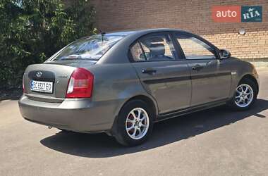 Седан Hyundai Accent 2010 в 